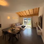 Vue Montagne Vignoble Cosy Valais